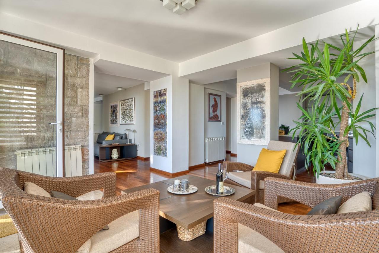 Apartman Marija Lux Sveti Stefan Eksteriør billede