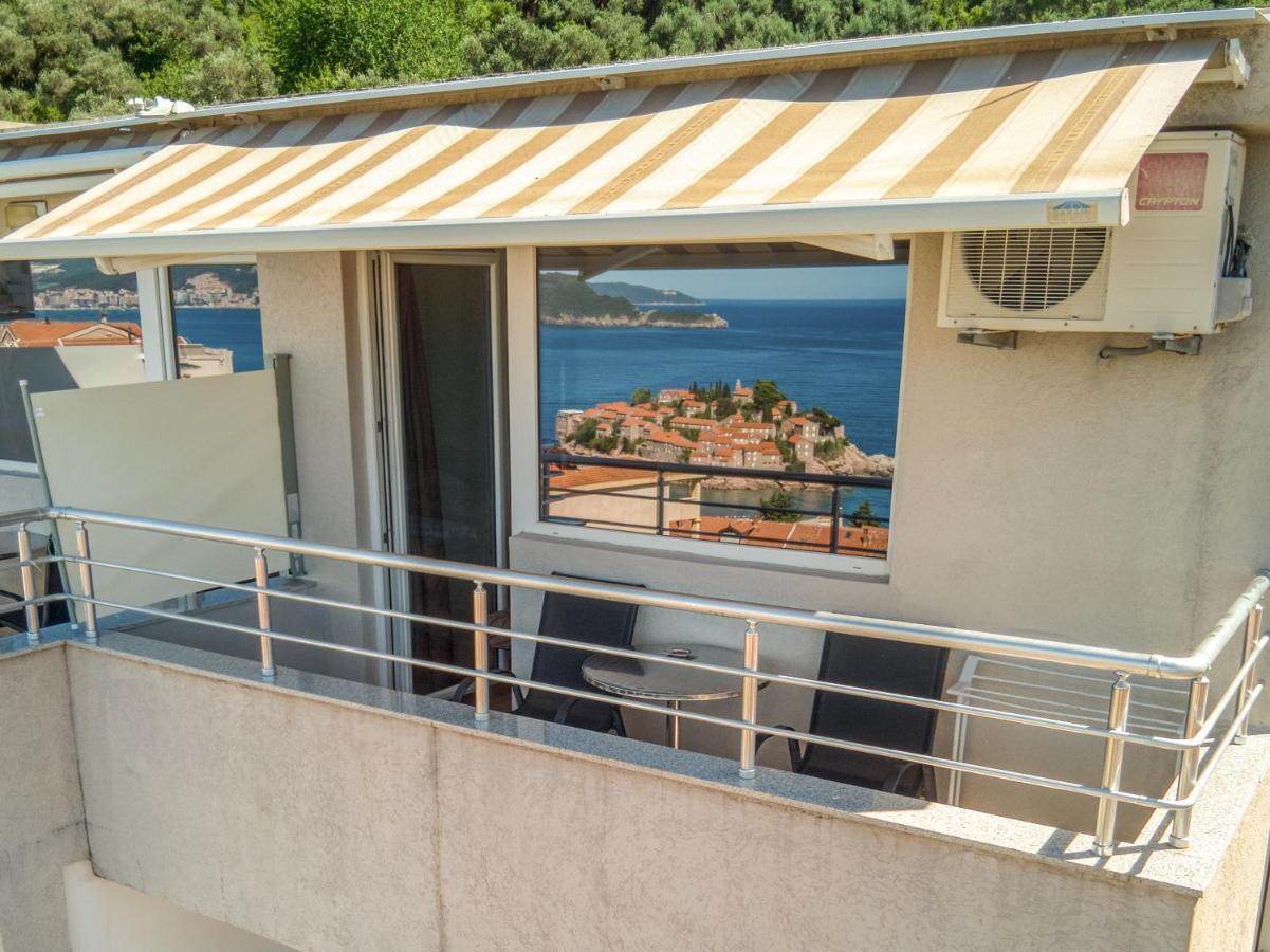 Apartman Marija Lux Sveti Stefan Eksteriør billede