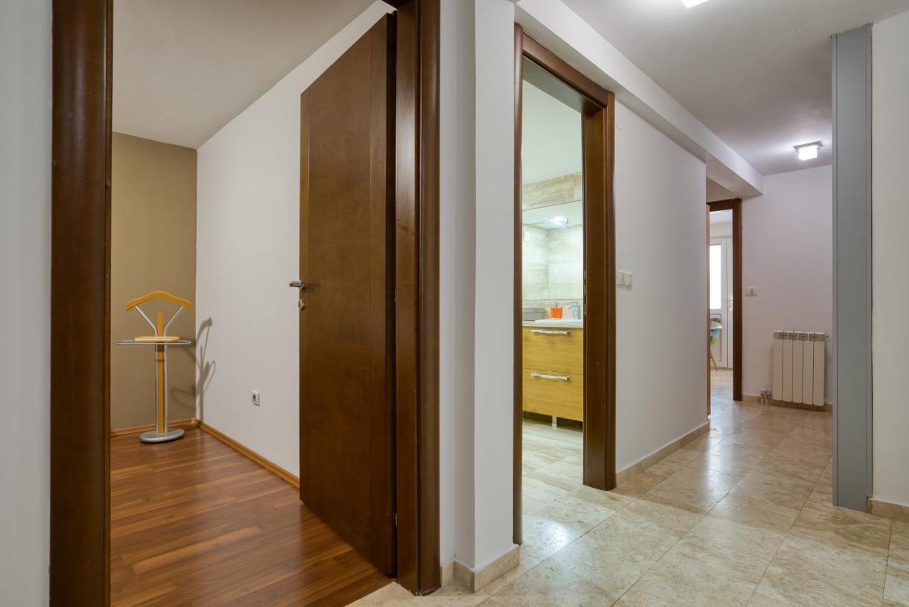 Apartman Marija Lux Sveti Stefan Eksteriør billede