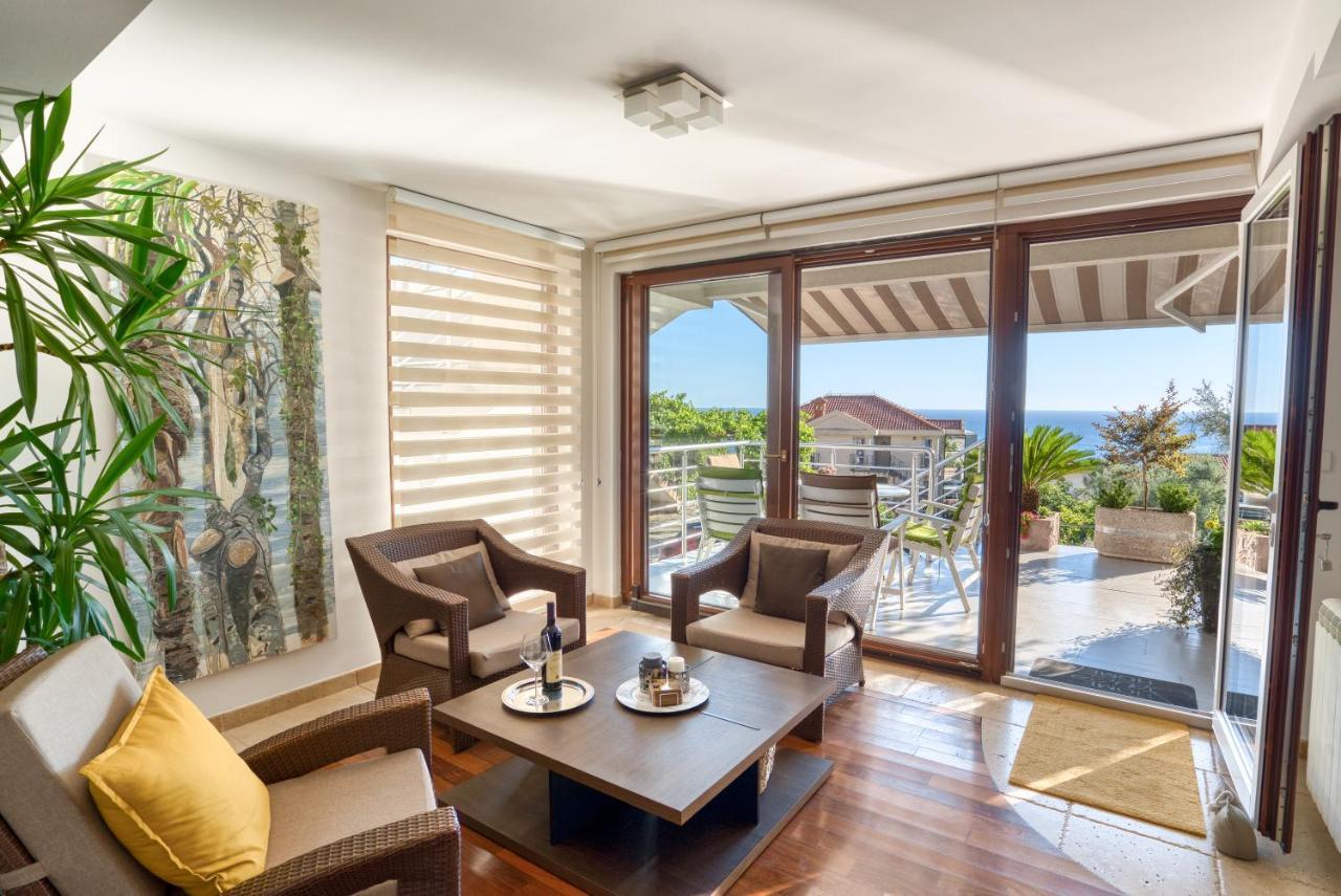 Apartman Marija Lux Sveti Stefan Eksteriør billede